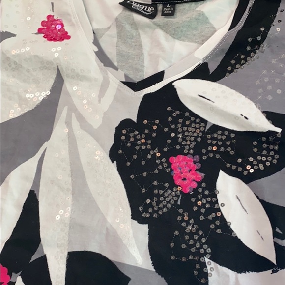 Abstract Floral Top - Picture 5 of 7